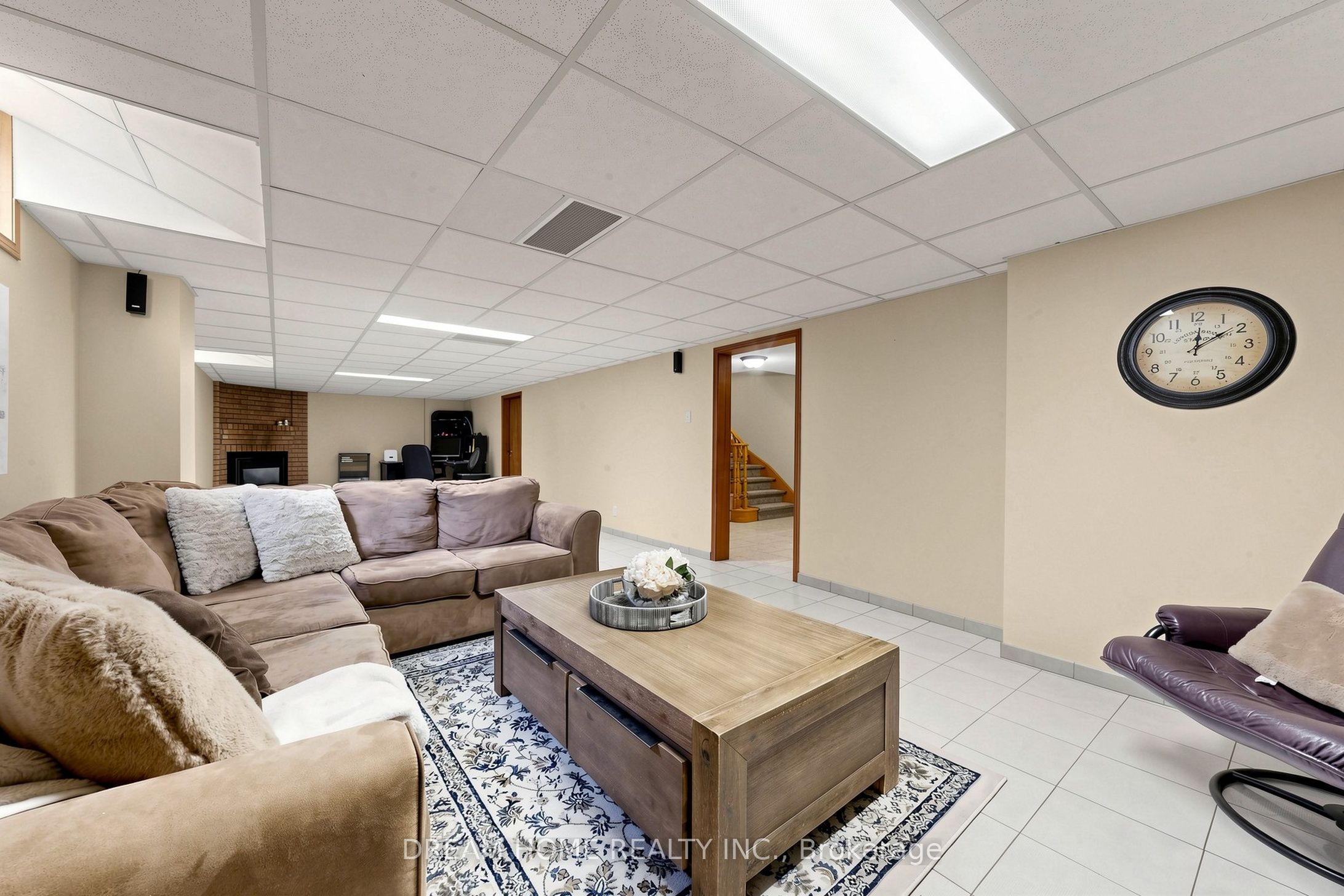 312 Valeria Boulevard Property Photo 33