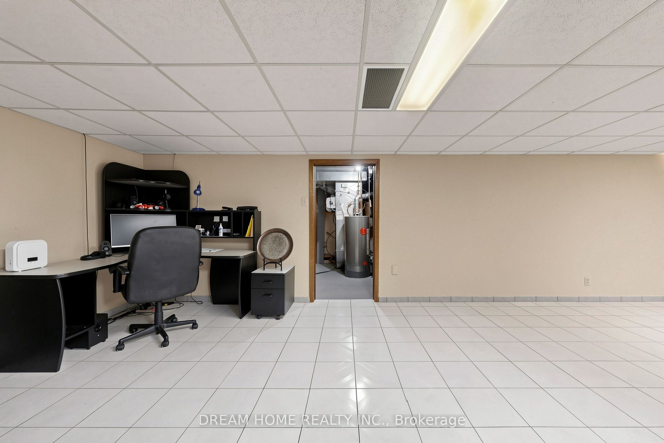 312 Valeria Boulevard Property Photo 35