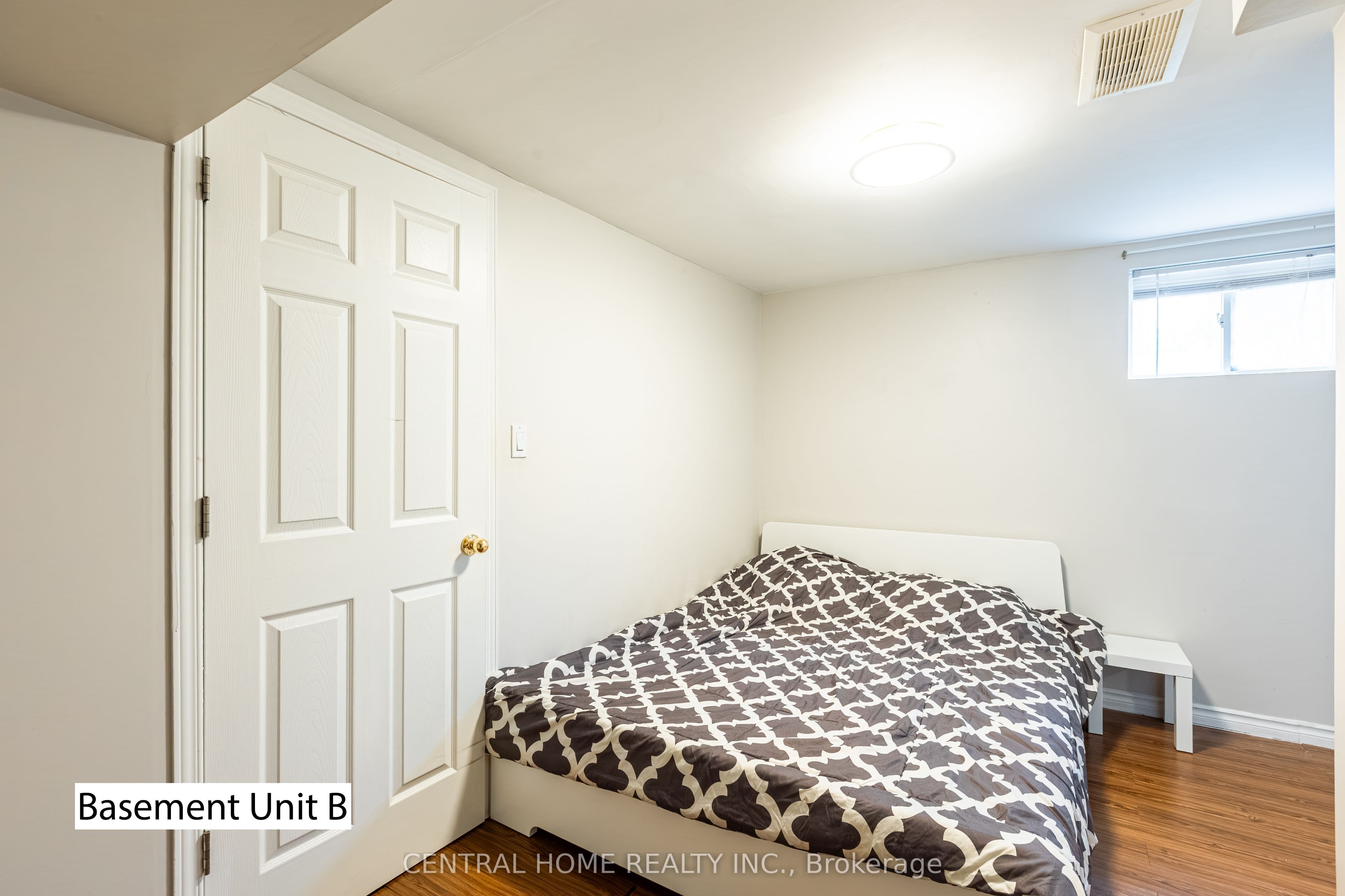 307 Boisdale Avenue Property Photo 34