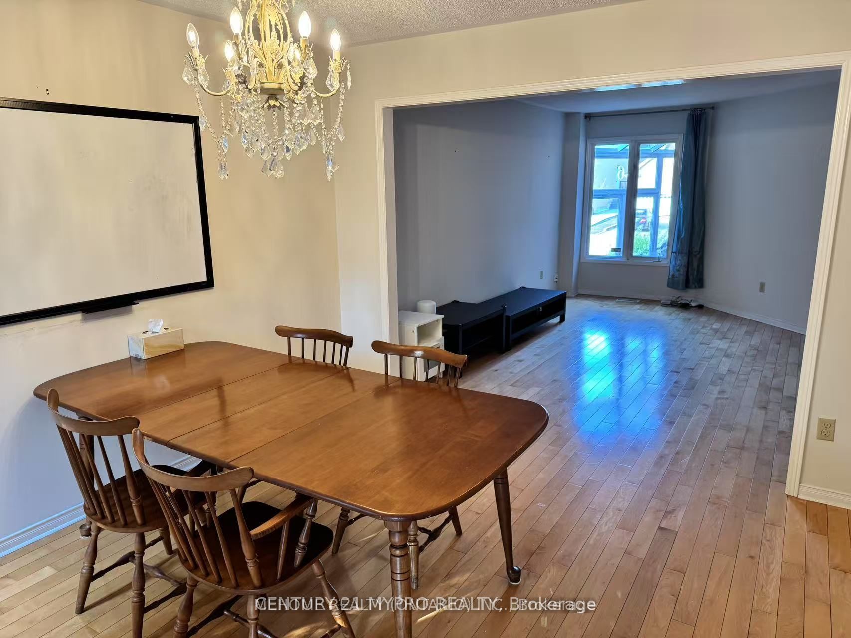 46 Cranleigh Drive Property Photo 4