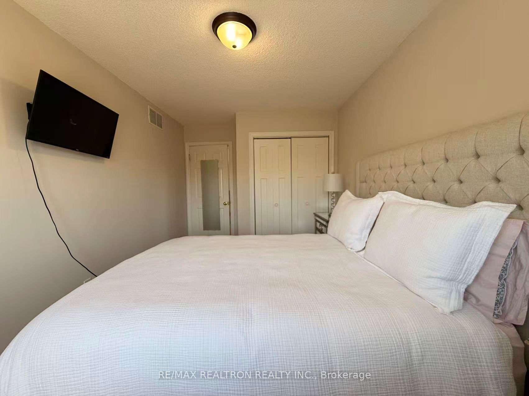 213 Roseheath Drive Property Photo 35