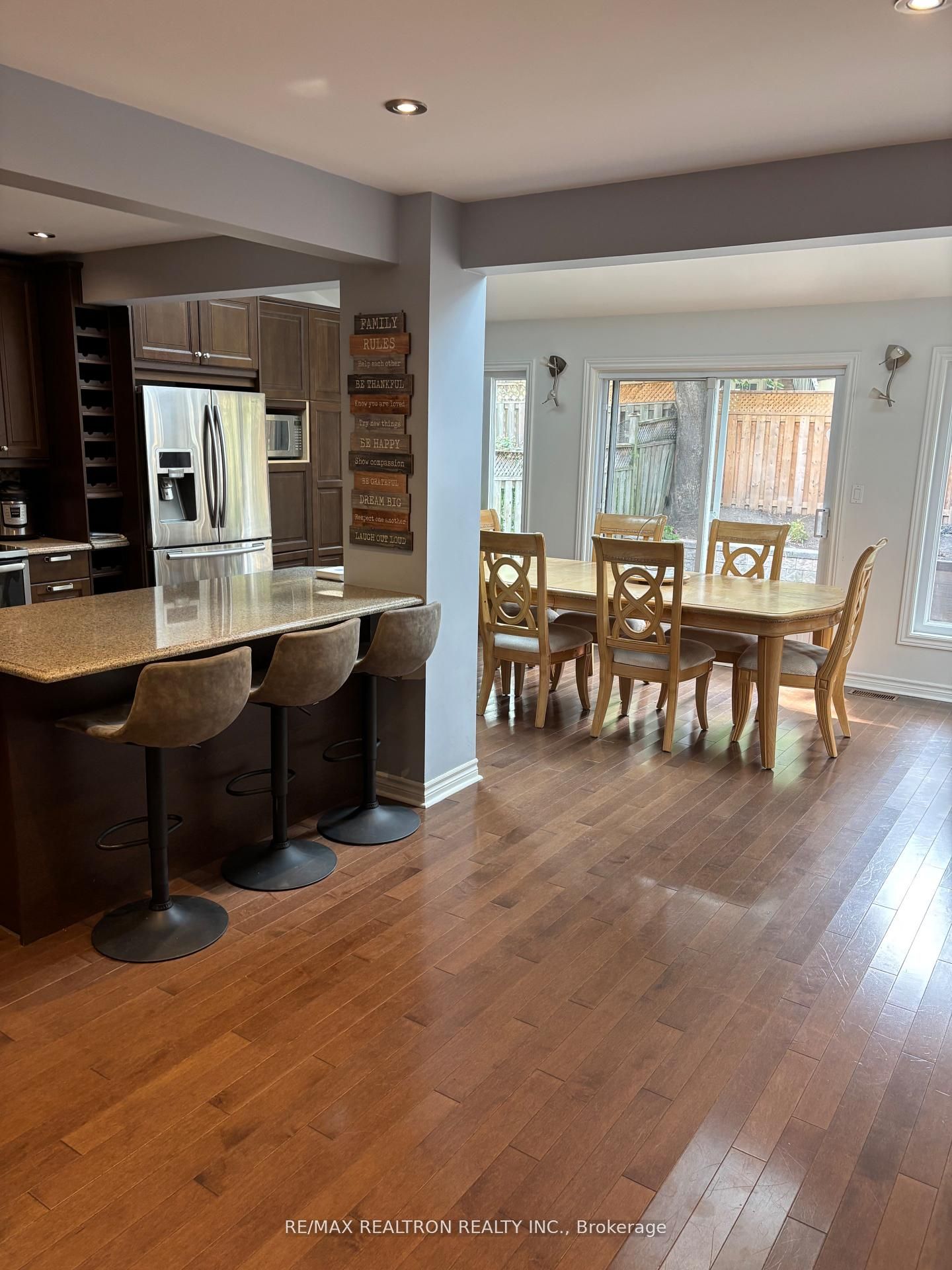 6 Joanna Crescent Property Photo 5
