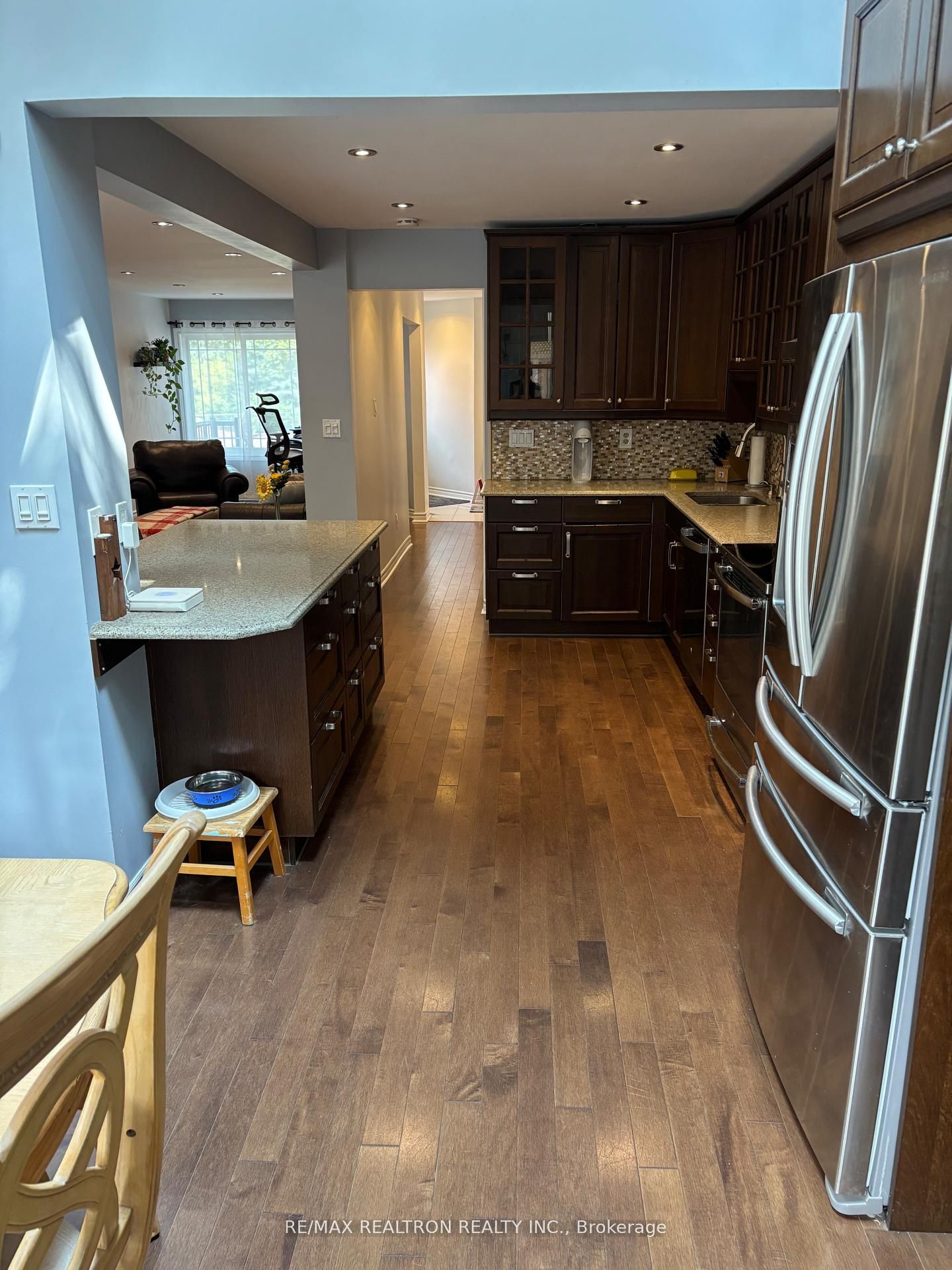 6 Joanna Crescent Property Photo 9