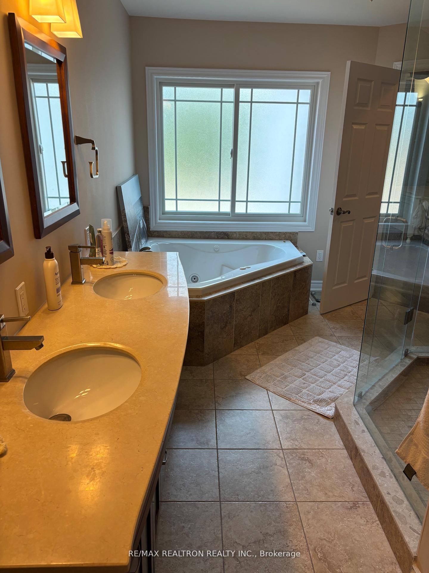 6 Joanna Crescent Property Photo 17