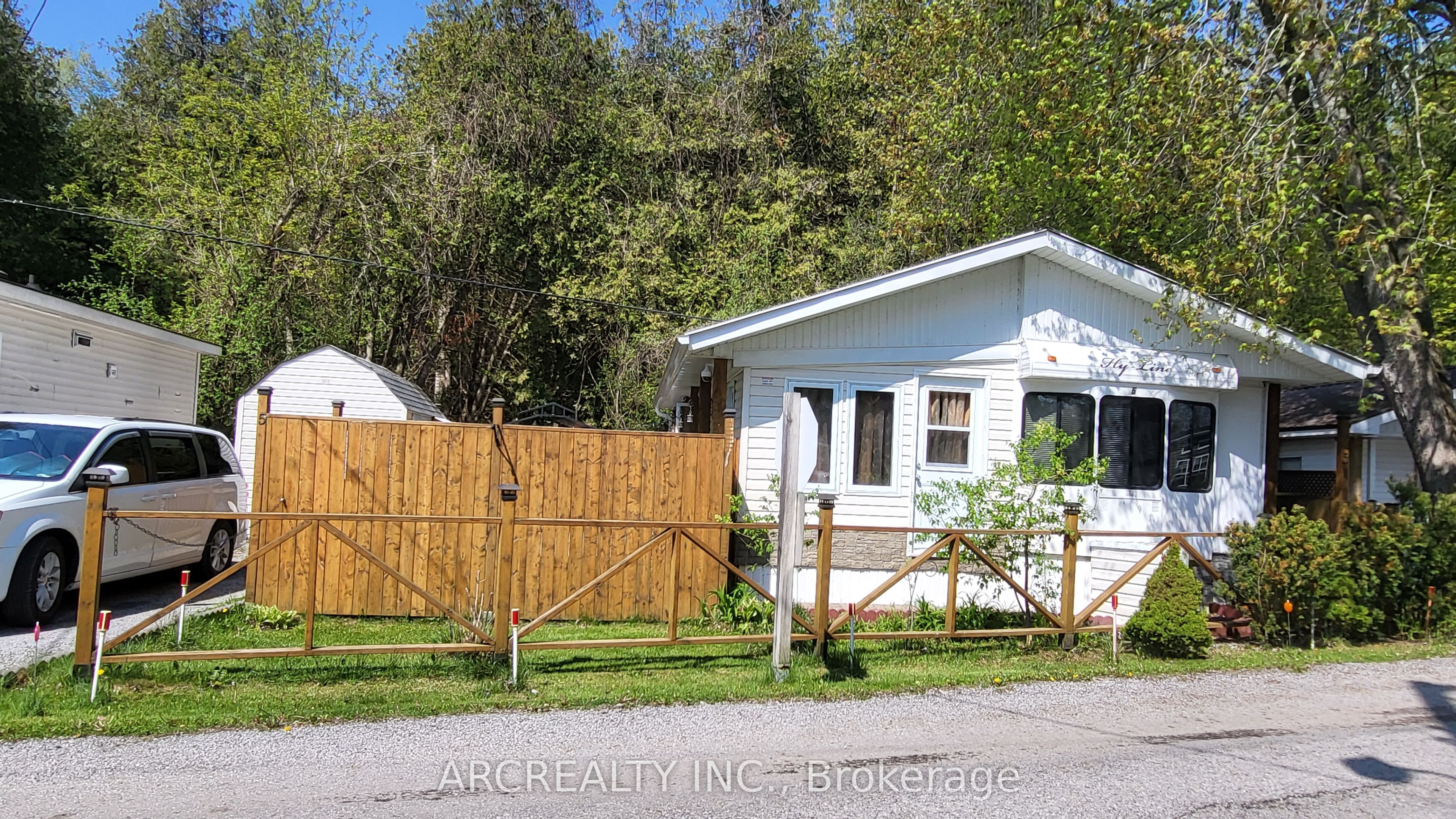 5 Horseshoe Circuit Property Photo 1