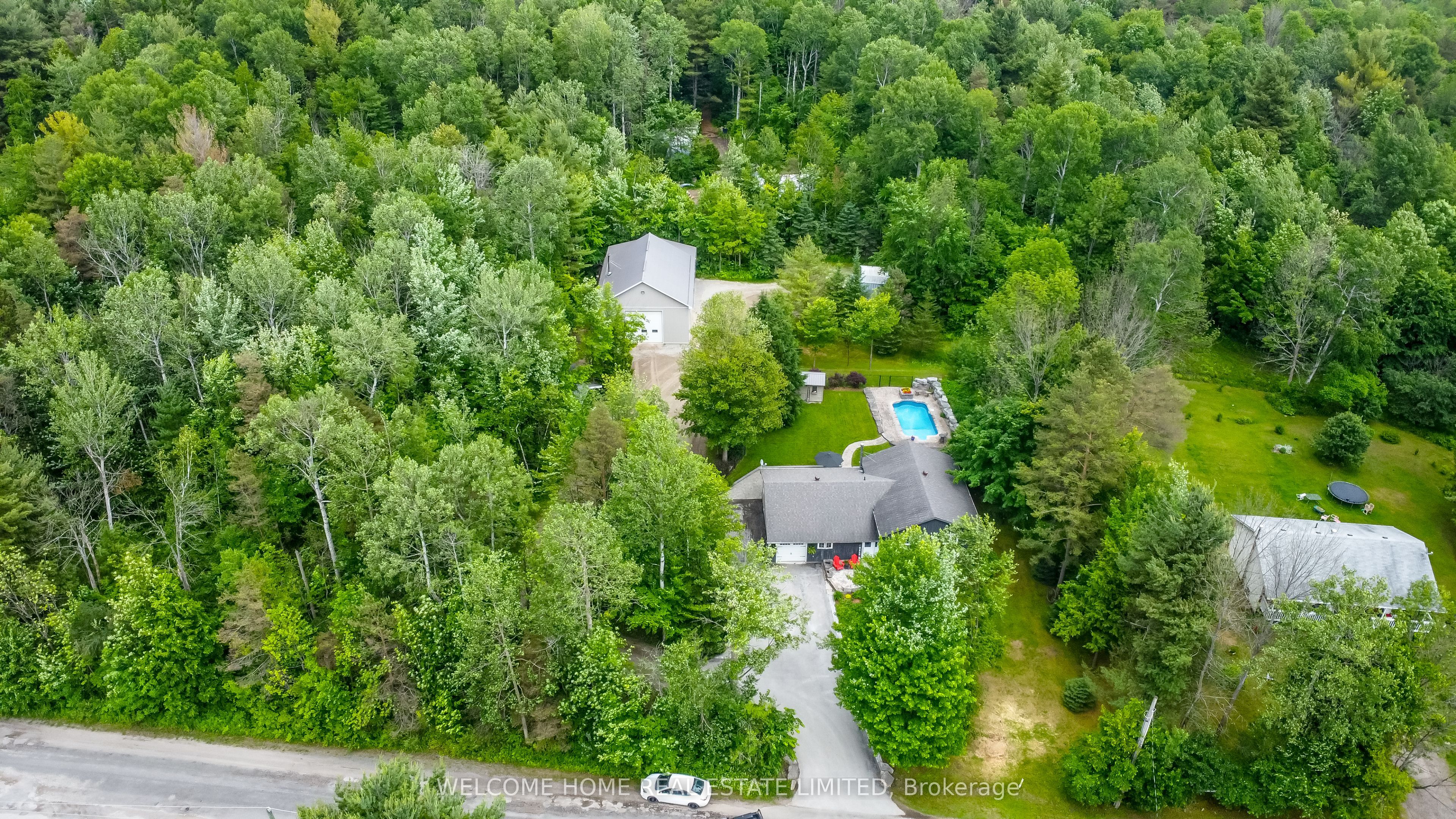 8071 4th Line Property Photo 21
