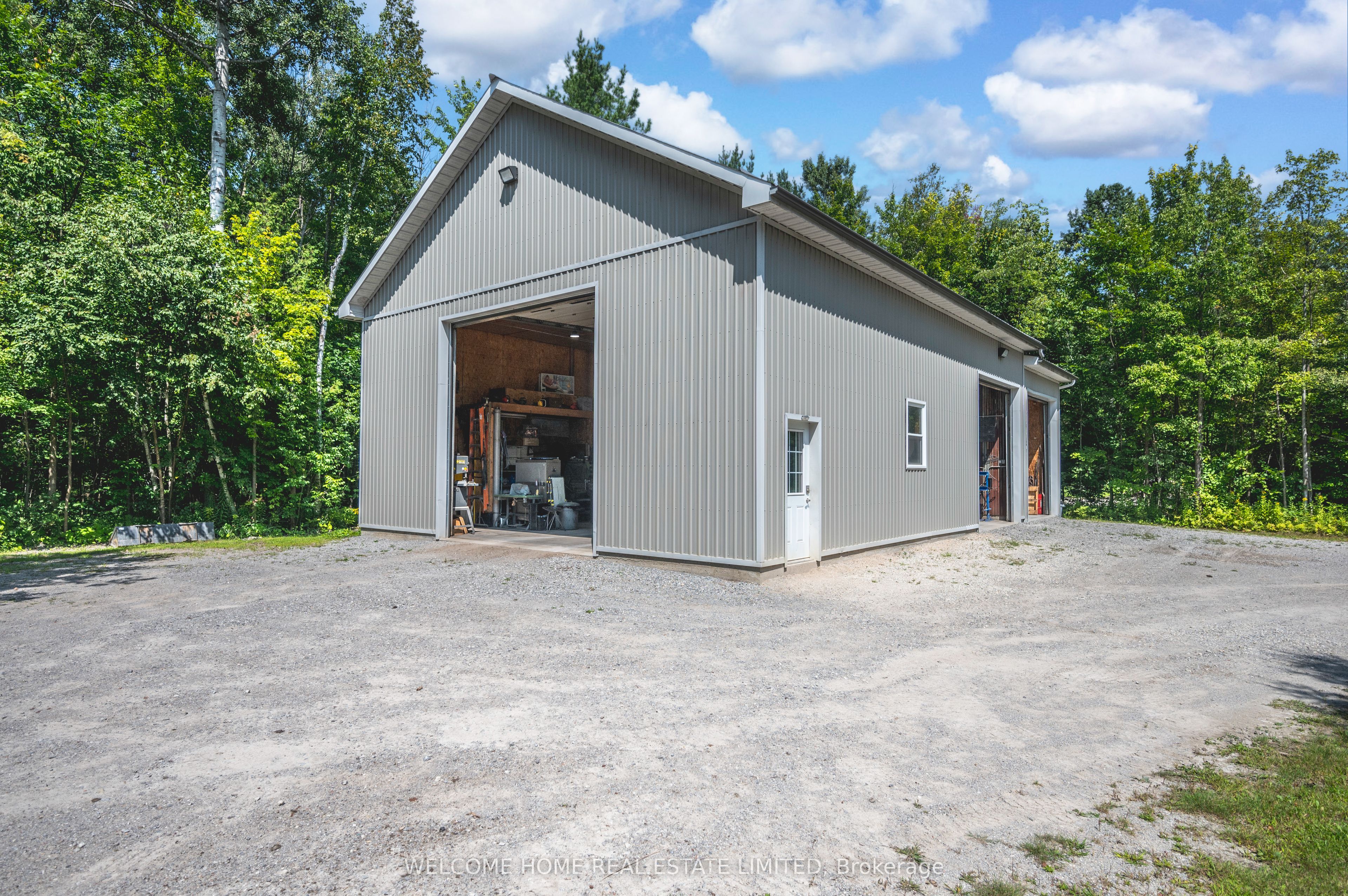 8071 4th Line Property Photo 22