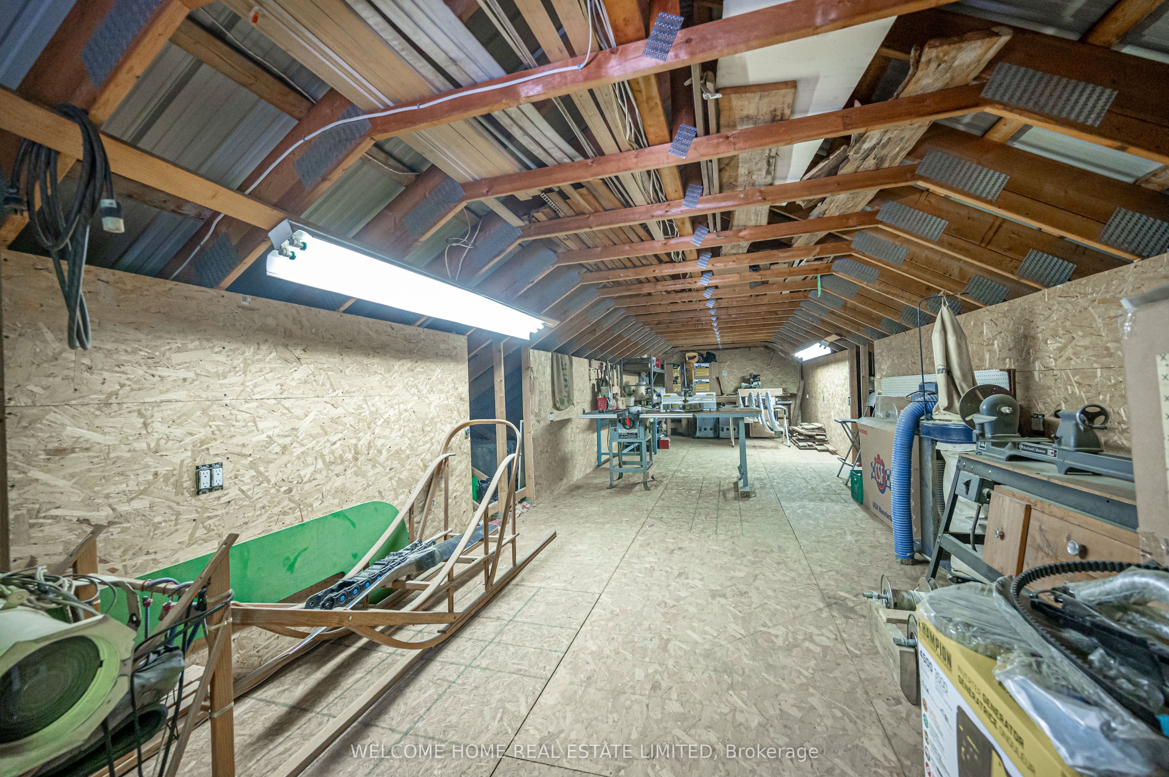 8071 4th Line Property Photo 23