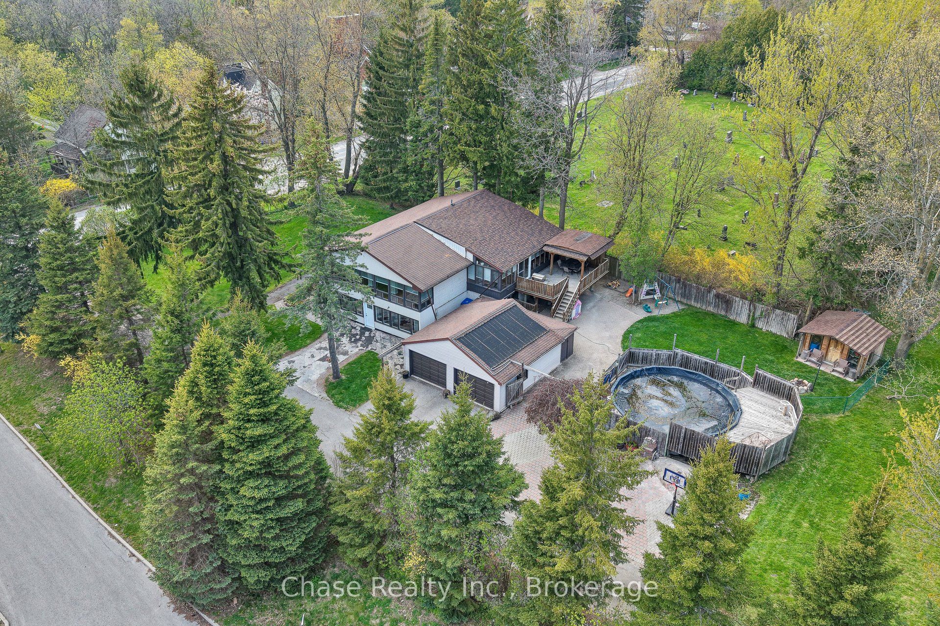 13645 Ninth Line Property Photo 33