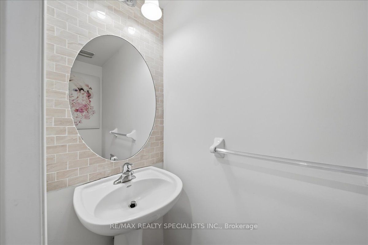 164 Webb Street Property Photo 11