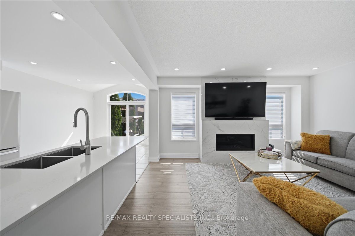 164 Webb Street Property Photo 14