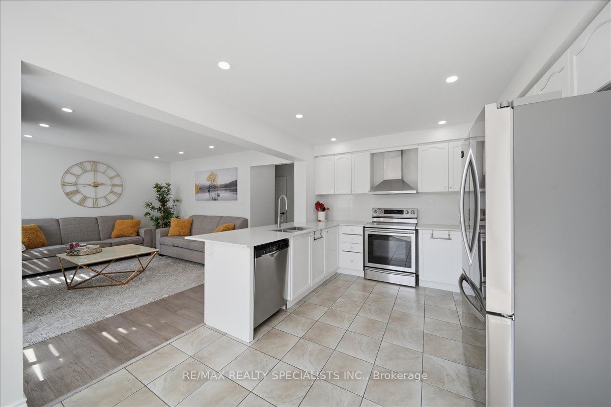 164 Webb Street Property Photo 23