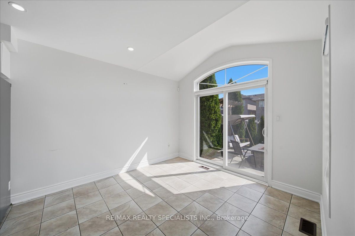 164 Webb Street Property Photo 27