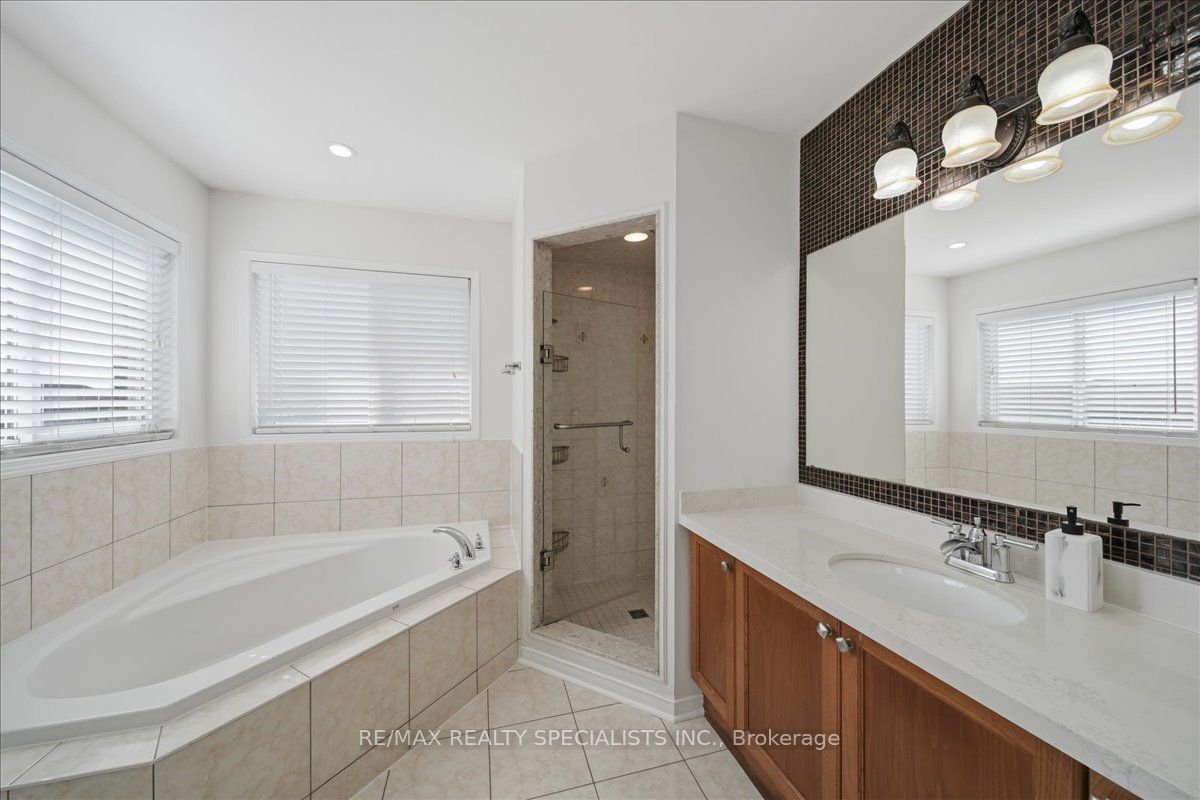 164 Webb Street Property Photo 33