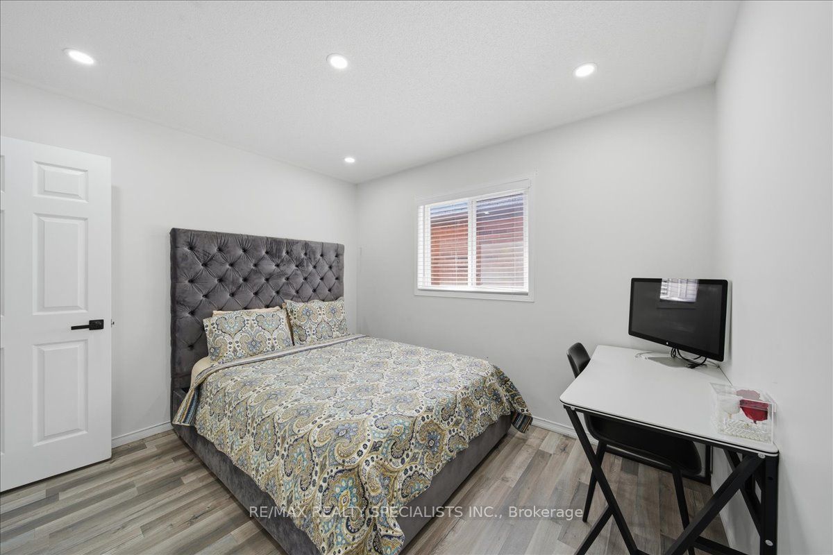164 Webb Street Property Photo 37
