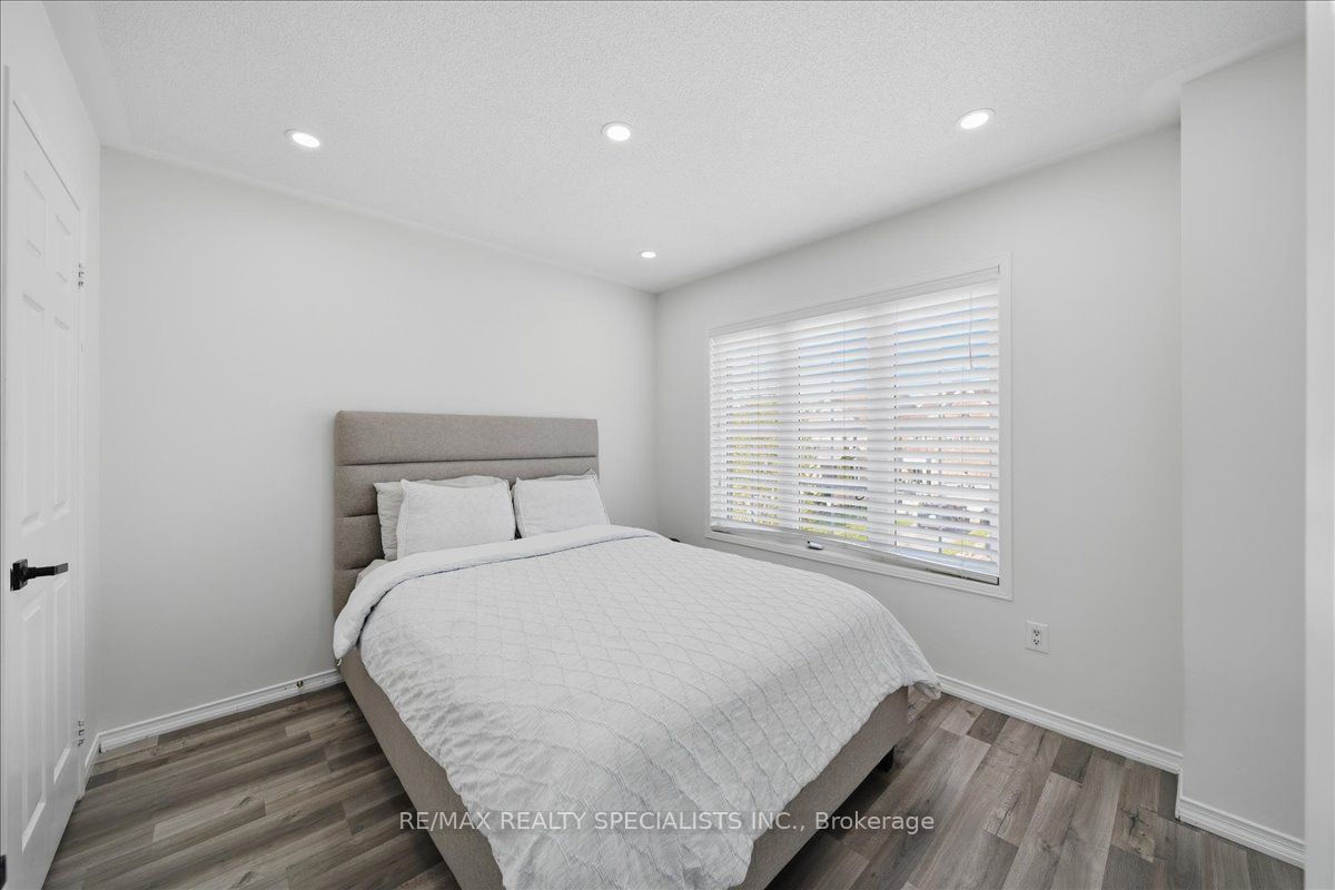 164 Webb Street Property Photo 41