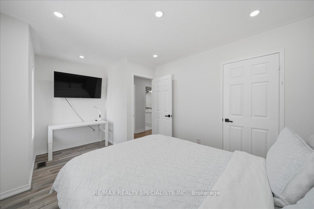164 Webb Street Property Photo 43