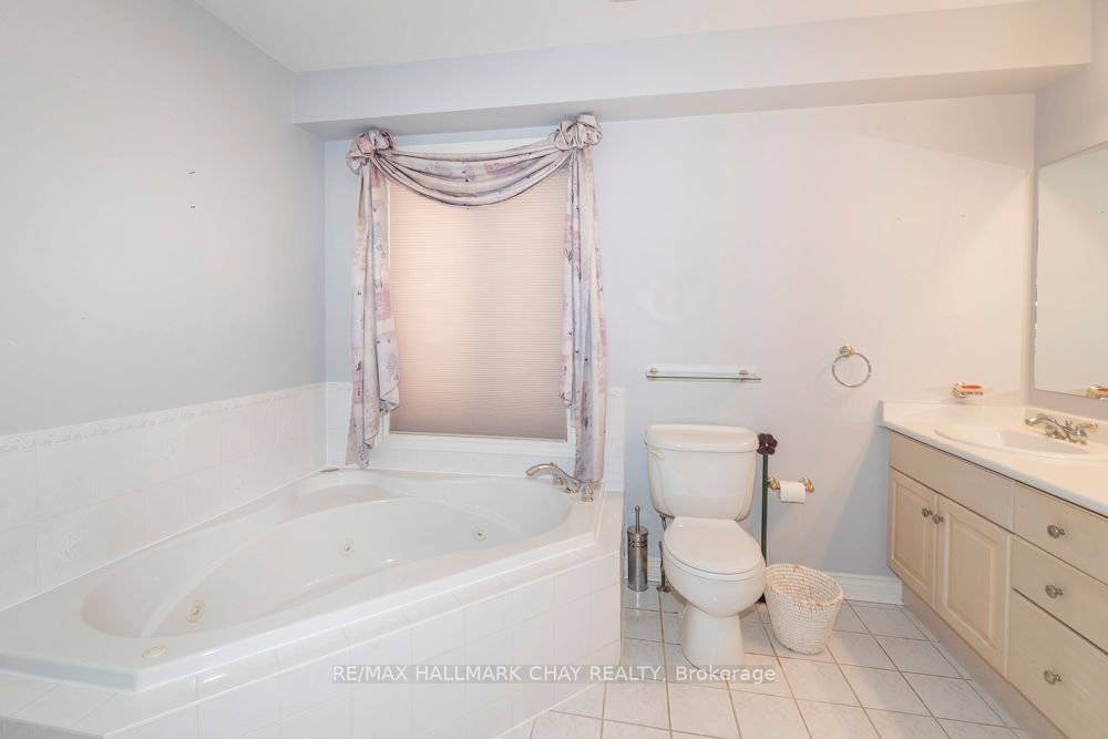 65 Sunset Boulevard Property Photo 16