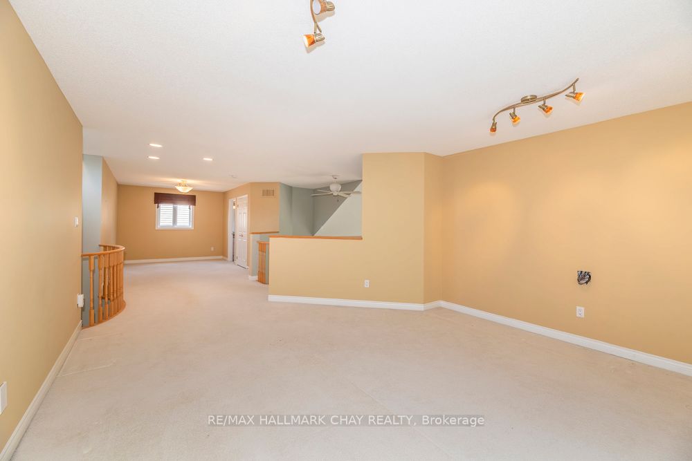 65 Sunset Boulevard Property Photo 22