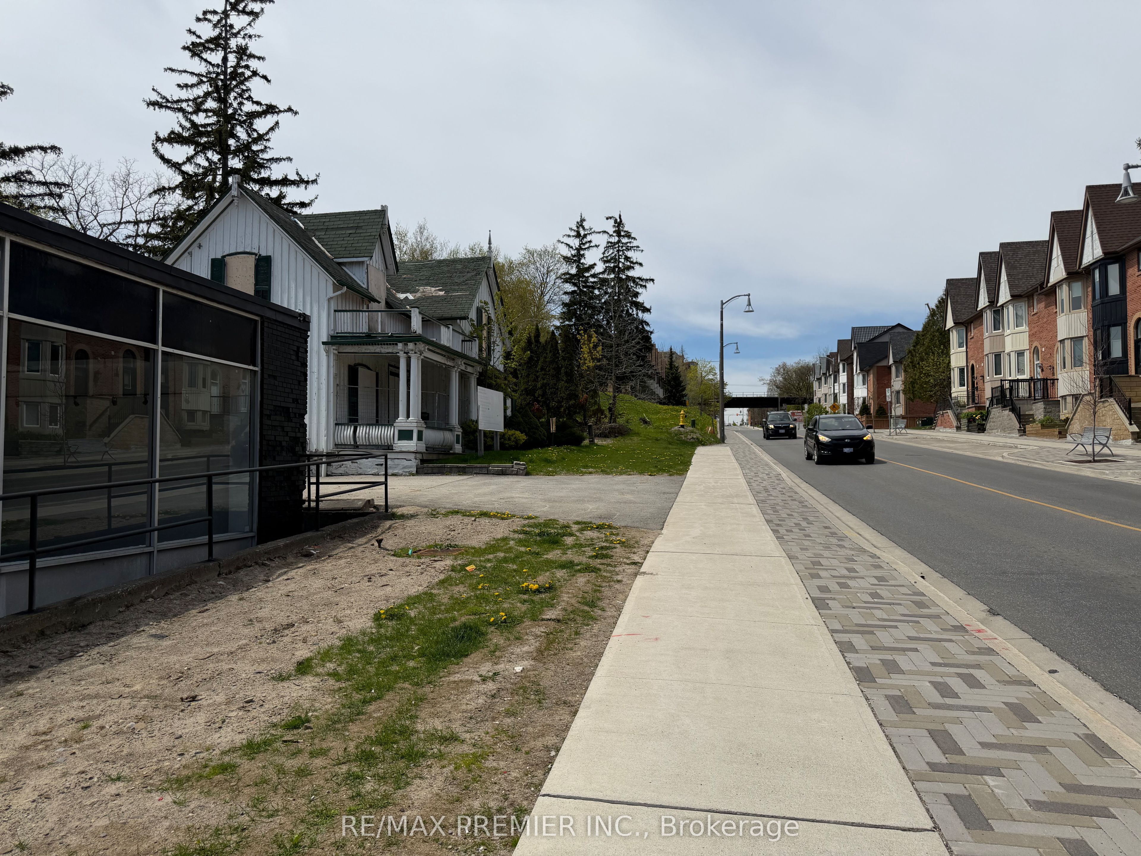 177 Woodbridge Avenue 1 & 2 Property Photo 2