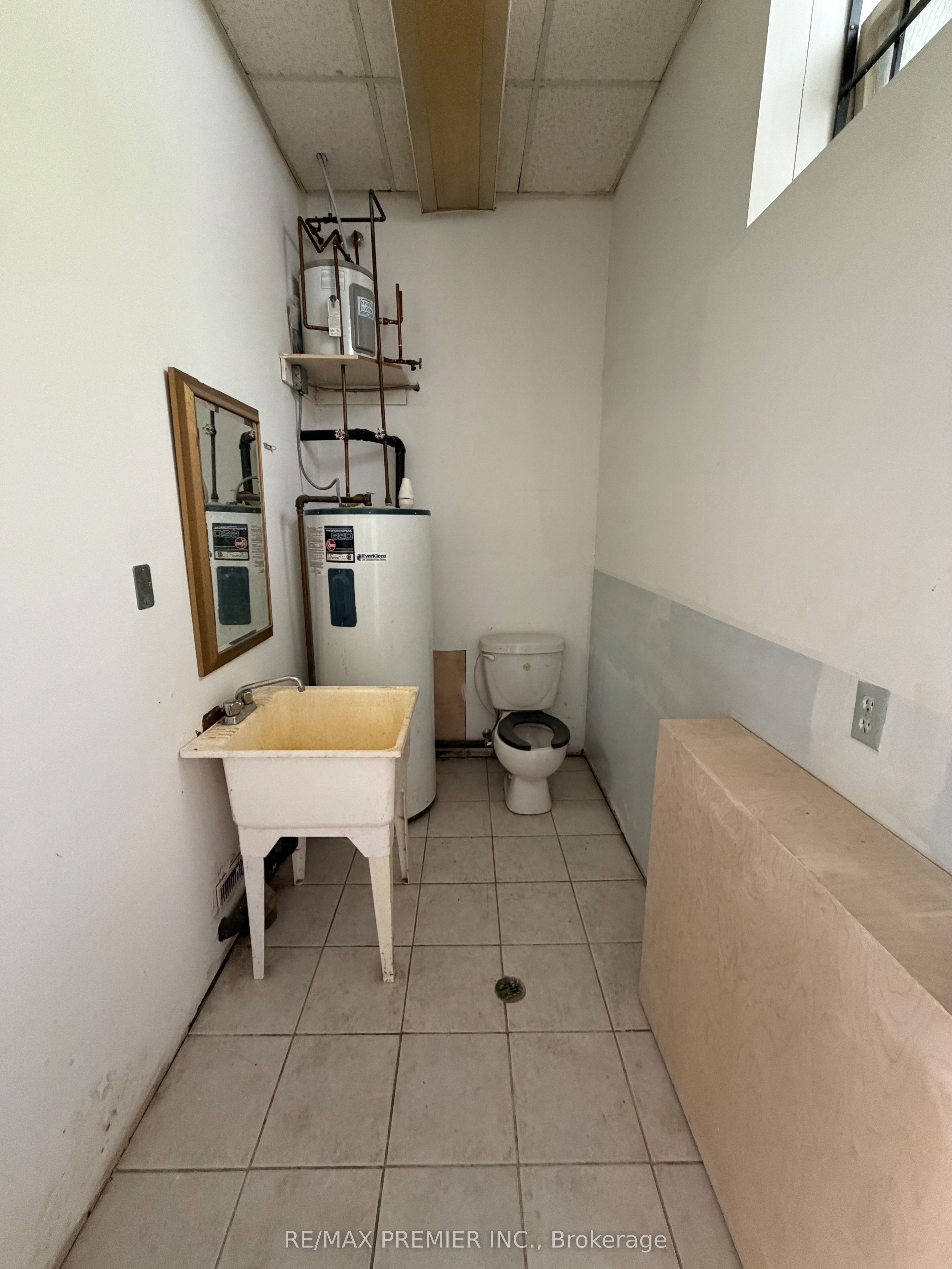 177 Woodbridge Avenue 2 Property Photo 10