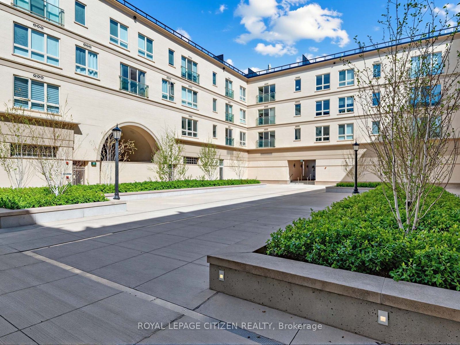 101 Cathedral High Street 235 Property Photo 6
