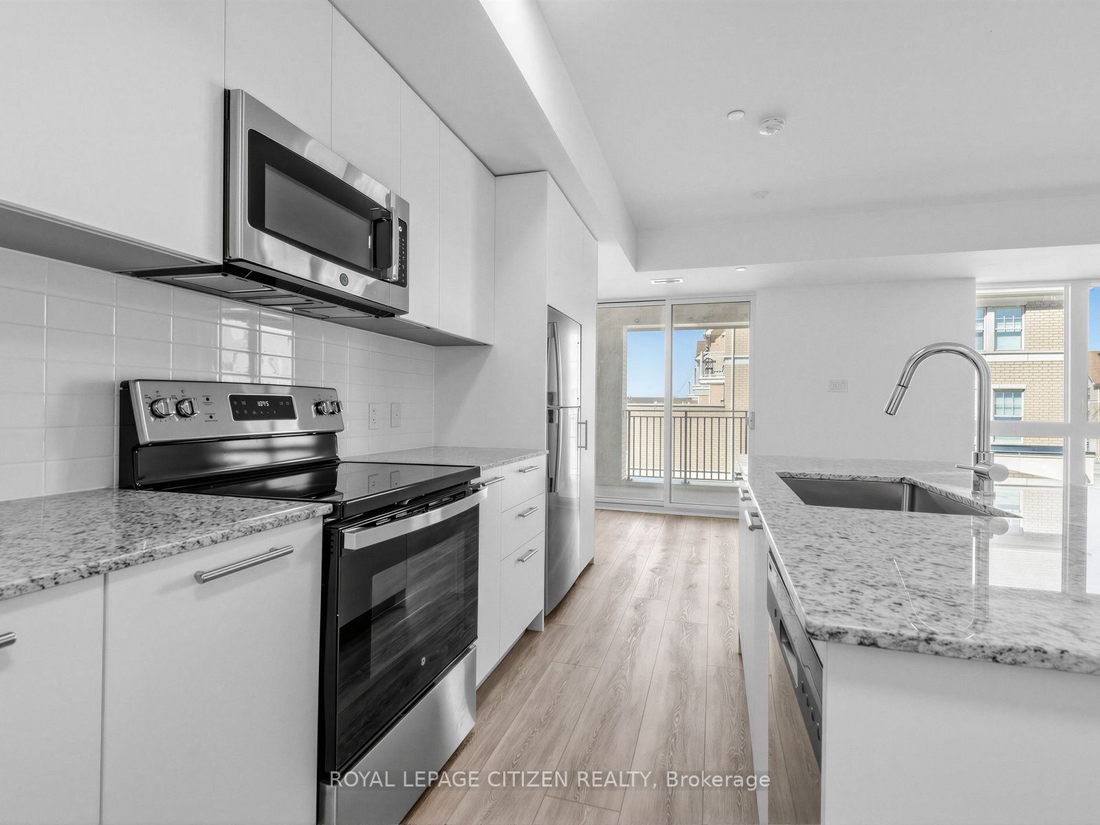 101 Cathedral High Street 235 Property Photo 12