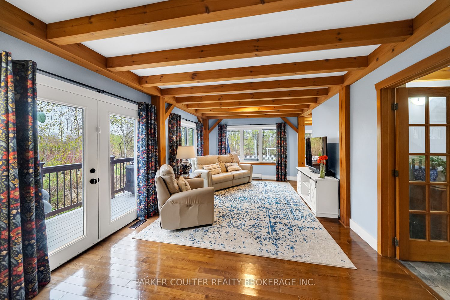 685 Park Road Property Photo 8