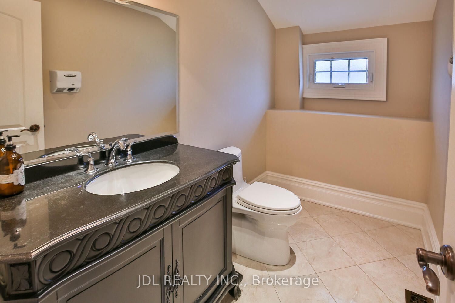 145 Main Street Property Photo 41
