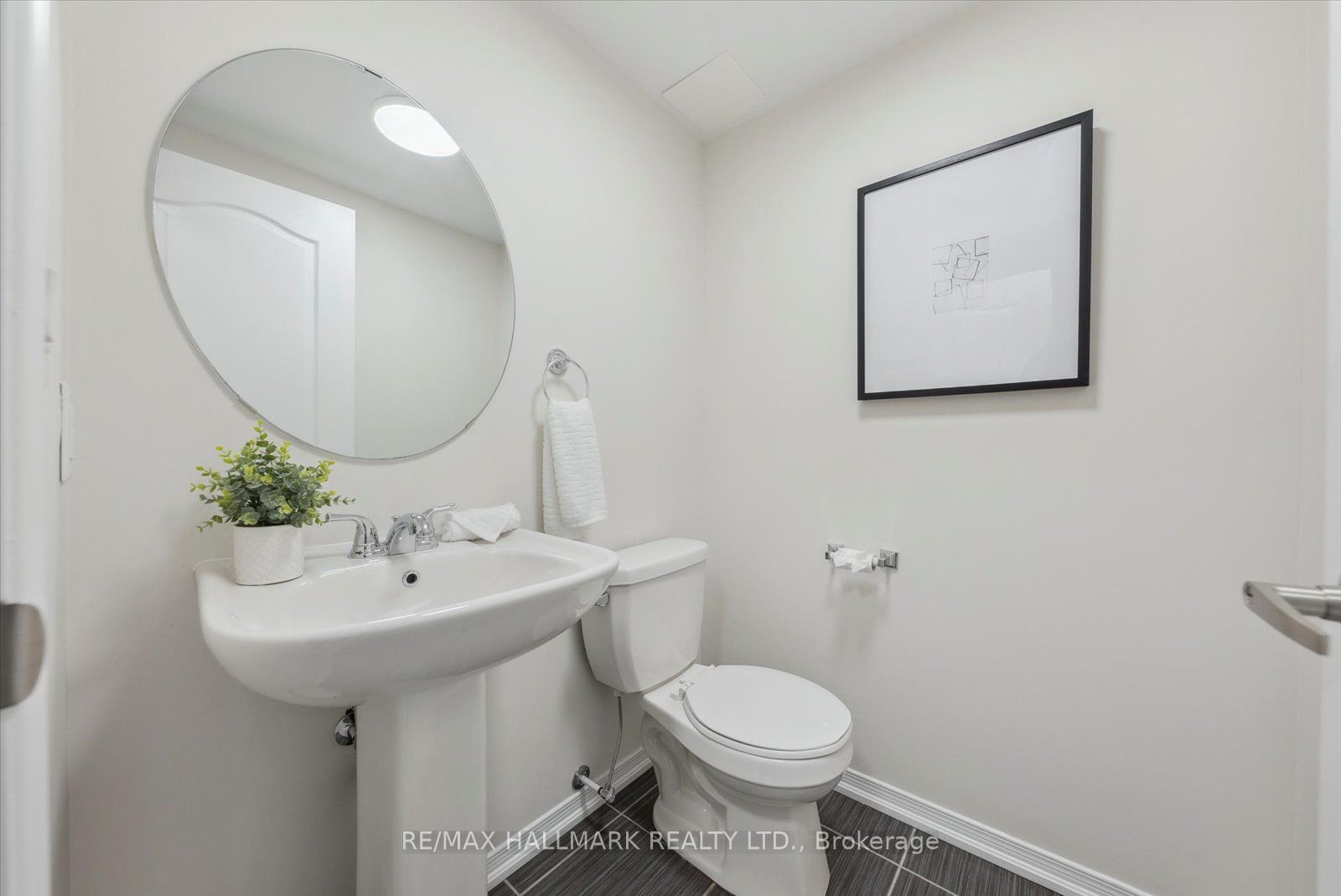 17 Valliere Drive Property Photo 10