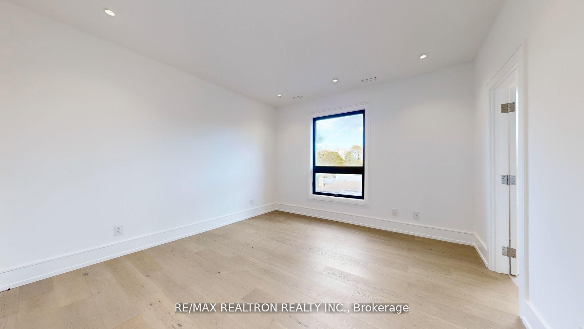 84 Murray Drive Property Photo 31