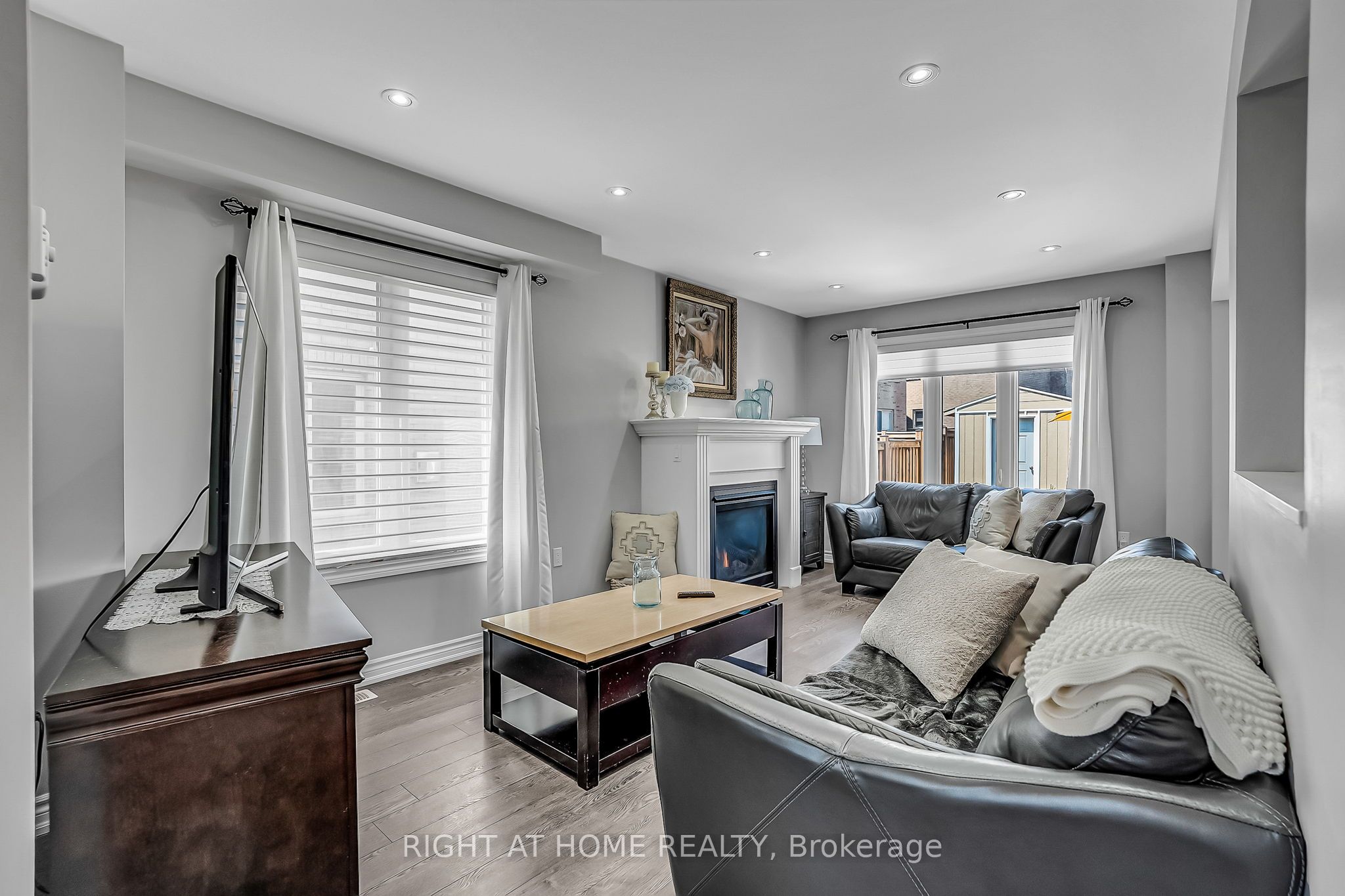 352 Miller Park Avenue Property Photo 10
