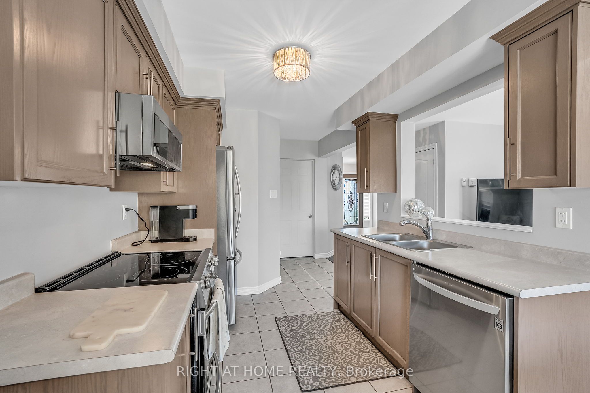 352 Miller Park Avenue Property Photo 19