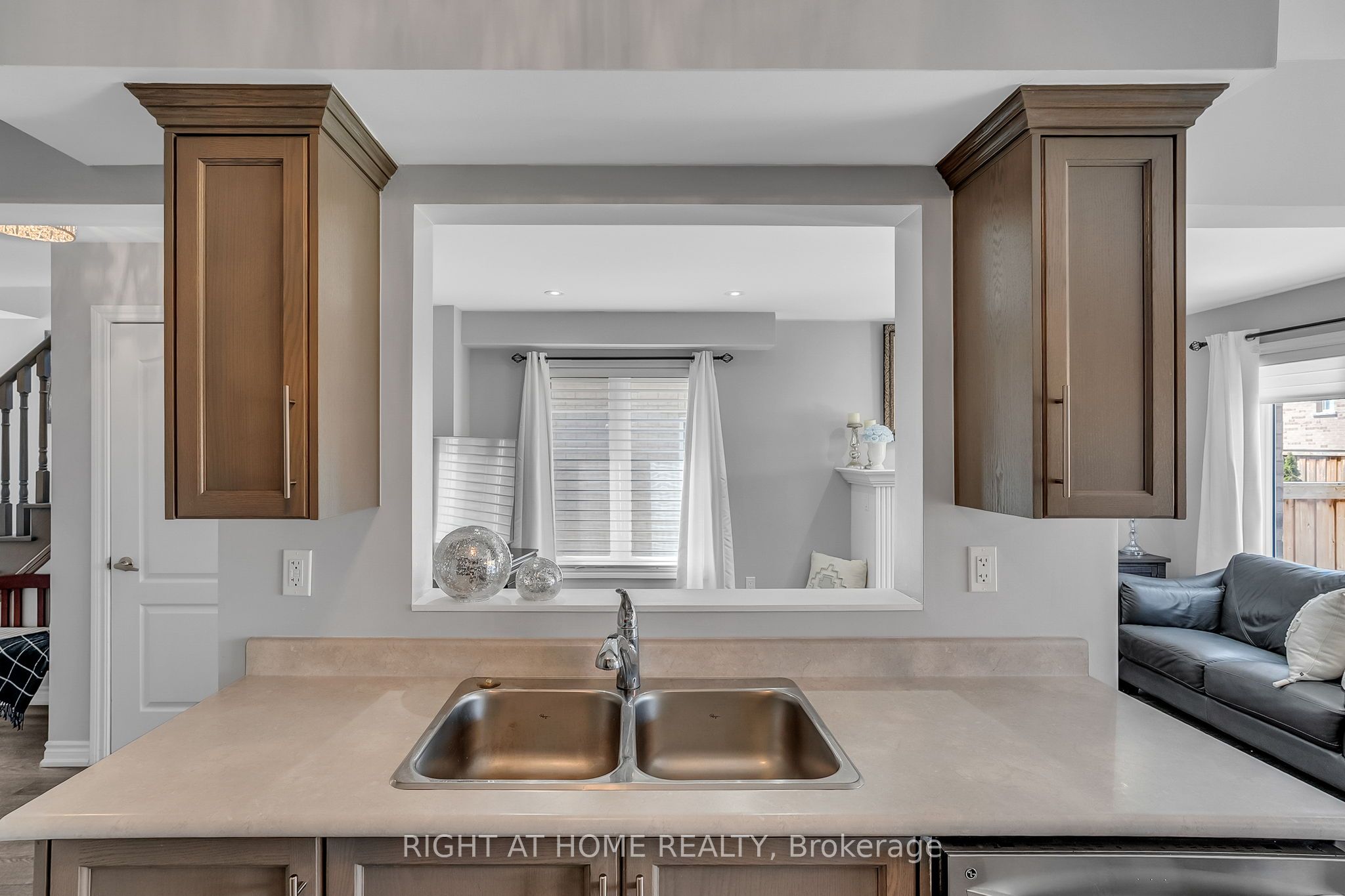 352 Miller Park Avenue Property Photo 21