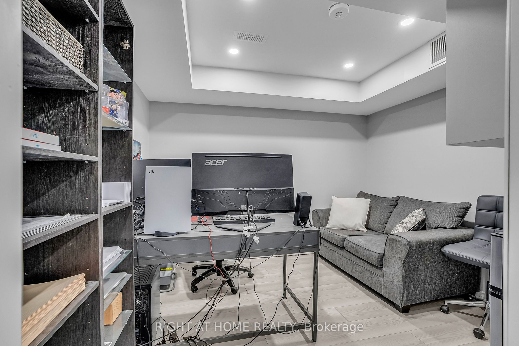 352 Miller Park Avenue Property Photo 43