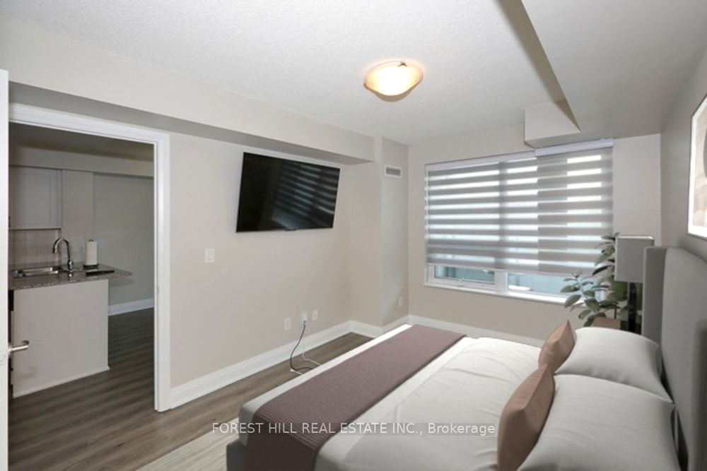 30 North Park Road 218 Property Photo 8