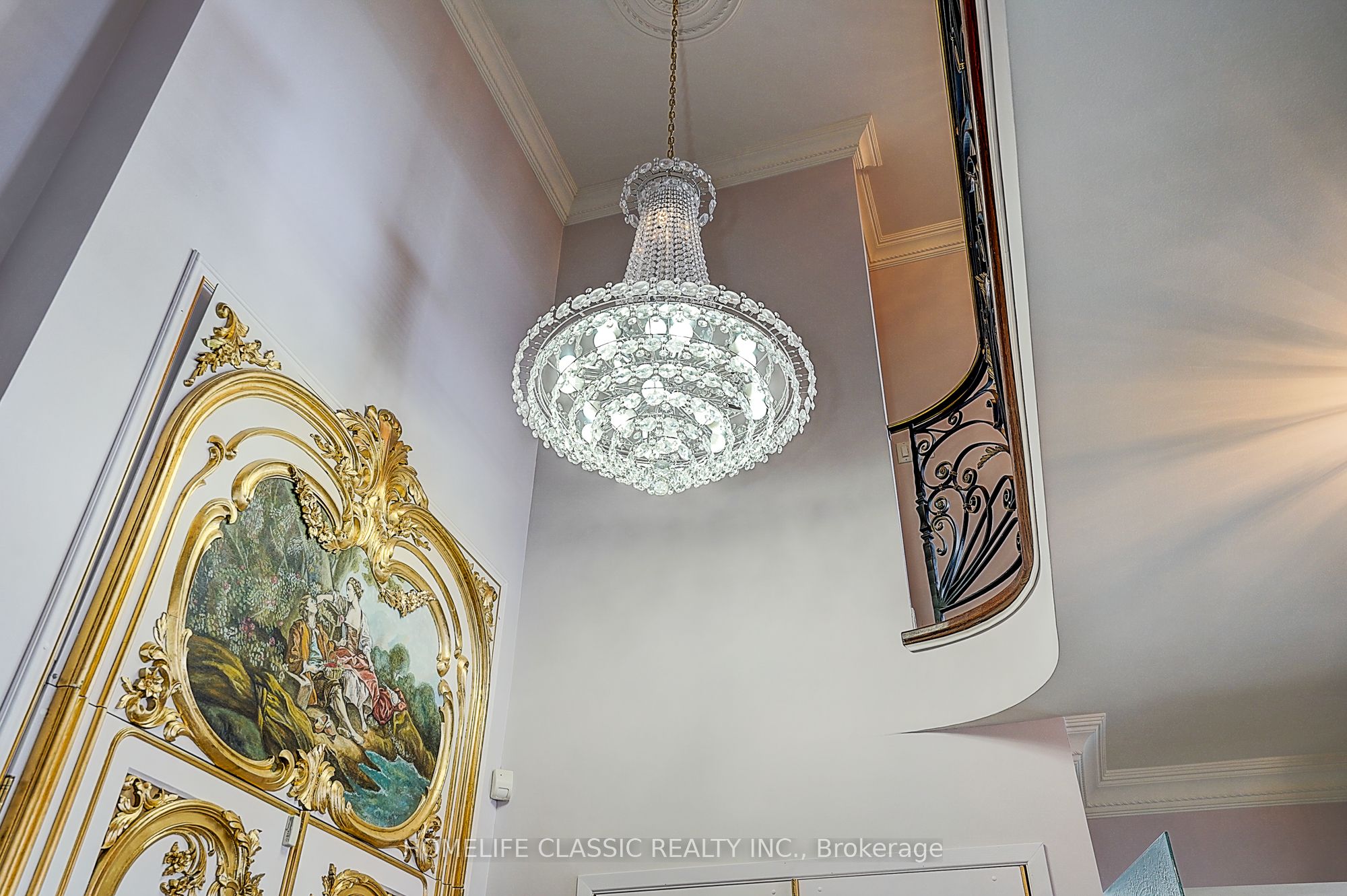 1 Clark Avenue Ph 7 Property Photo 4