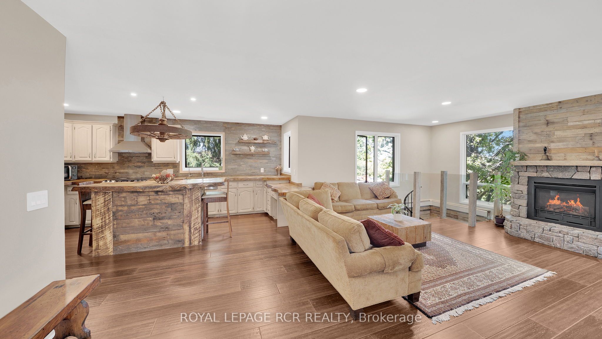 15735 Highway 27 Property Photo 43
