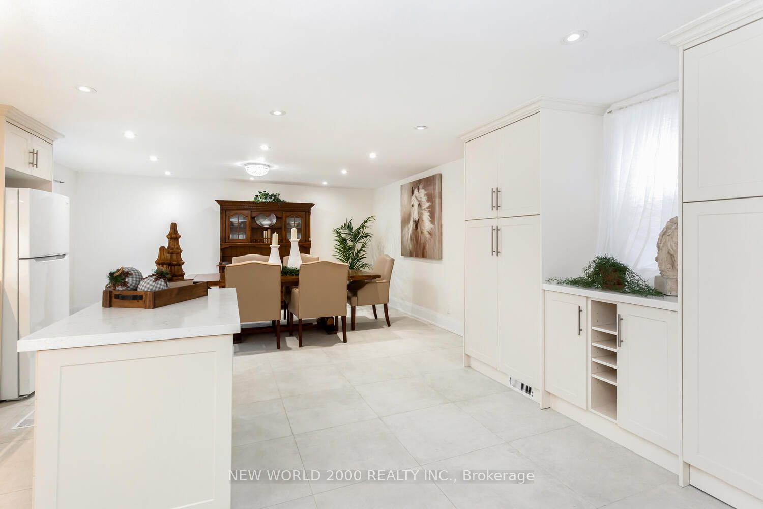 8071 Kipling Avenue Property Photo 10