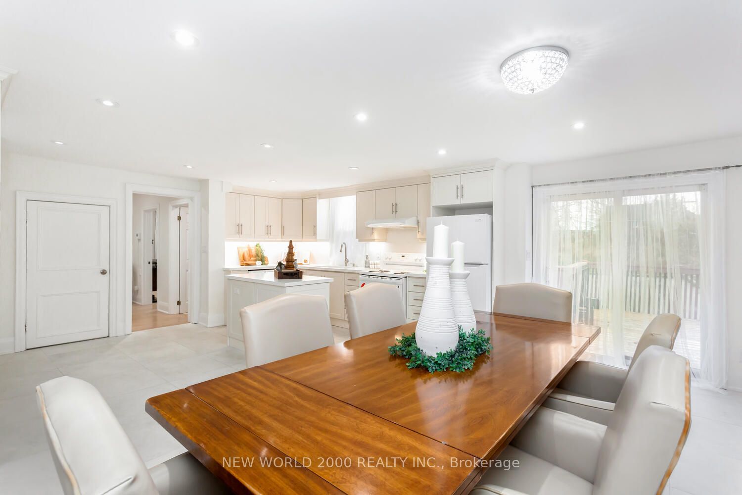 8071 Kipling Avenue Property Photo 14