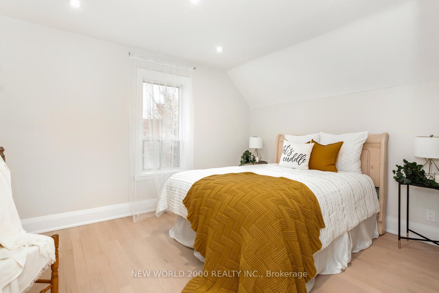 8071 Kipling Avenue Property Photo 26