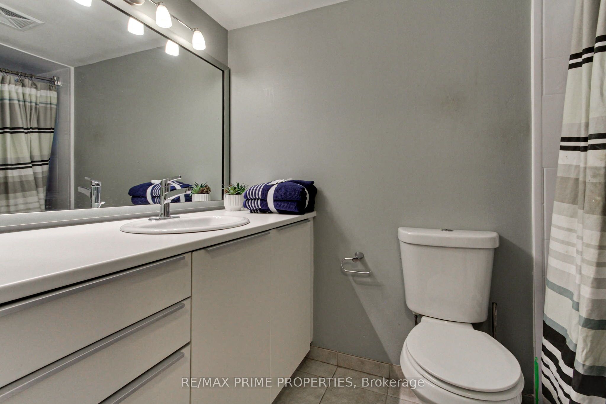 250 Davis Drive 603 Property Photo 17