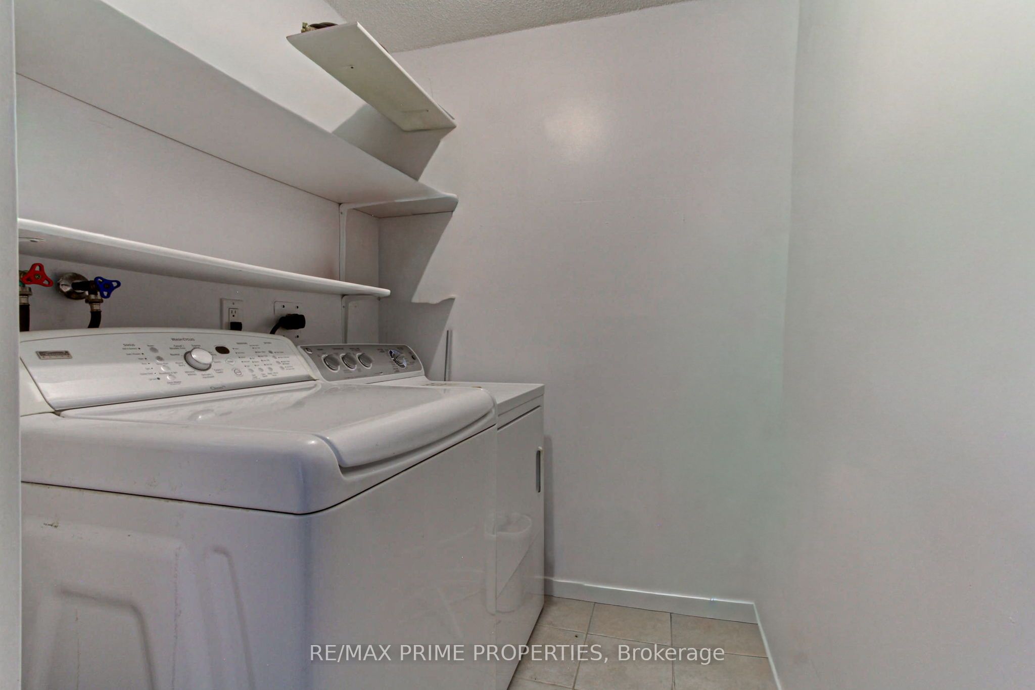 250 Davis Drive 603 Property Photo 19