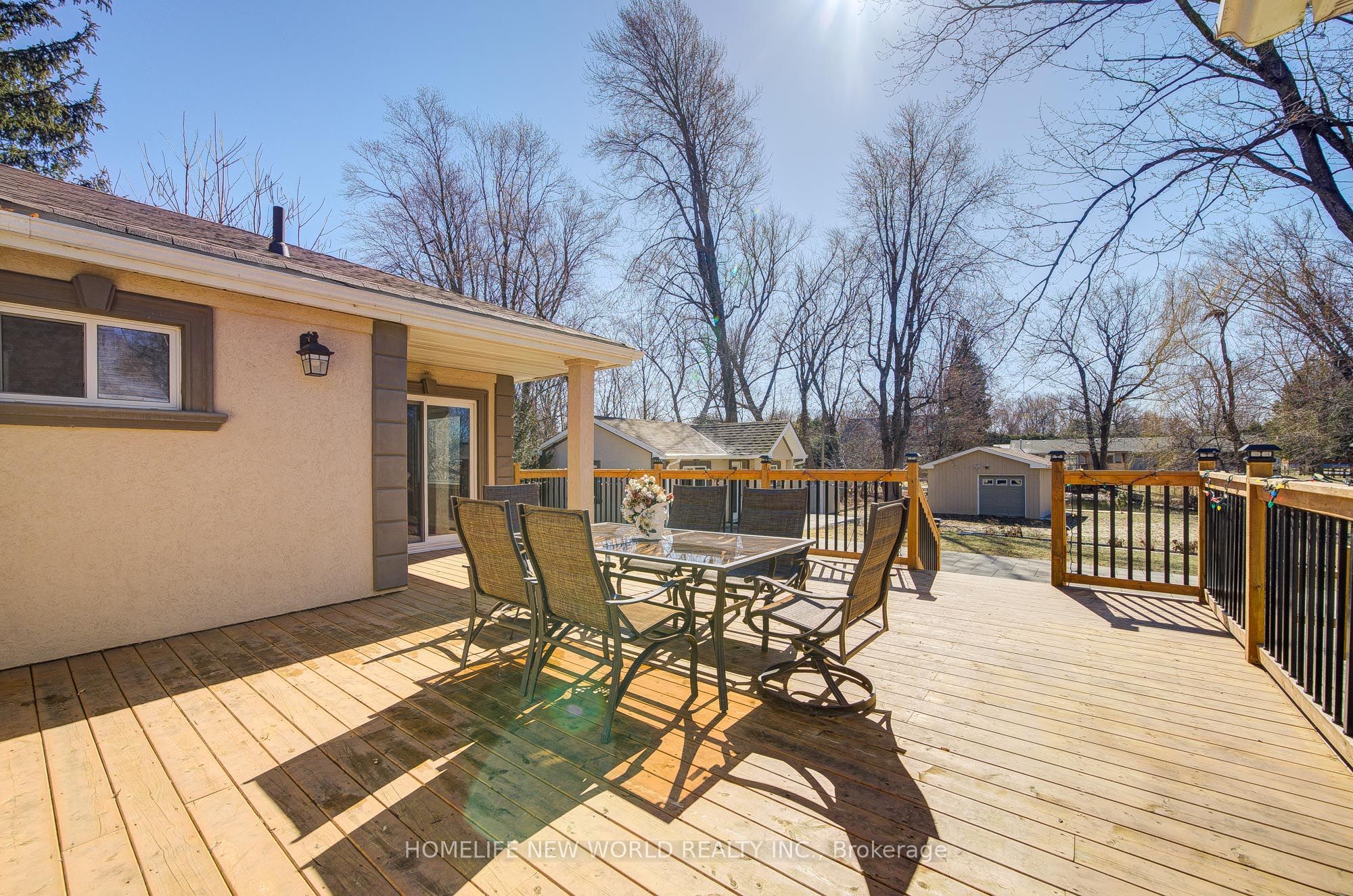 215 Willow Drive Property Photo 41