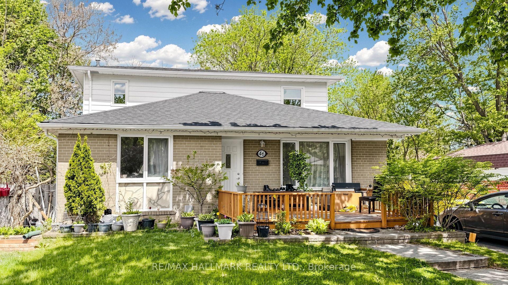 46 Collins Crescent Property Photo 1