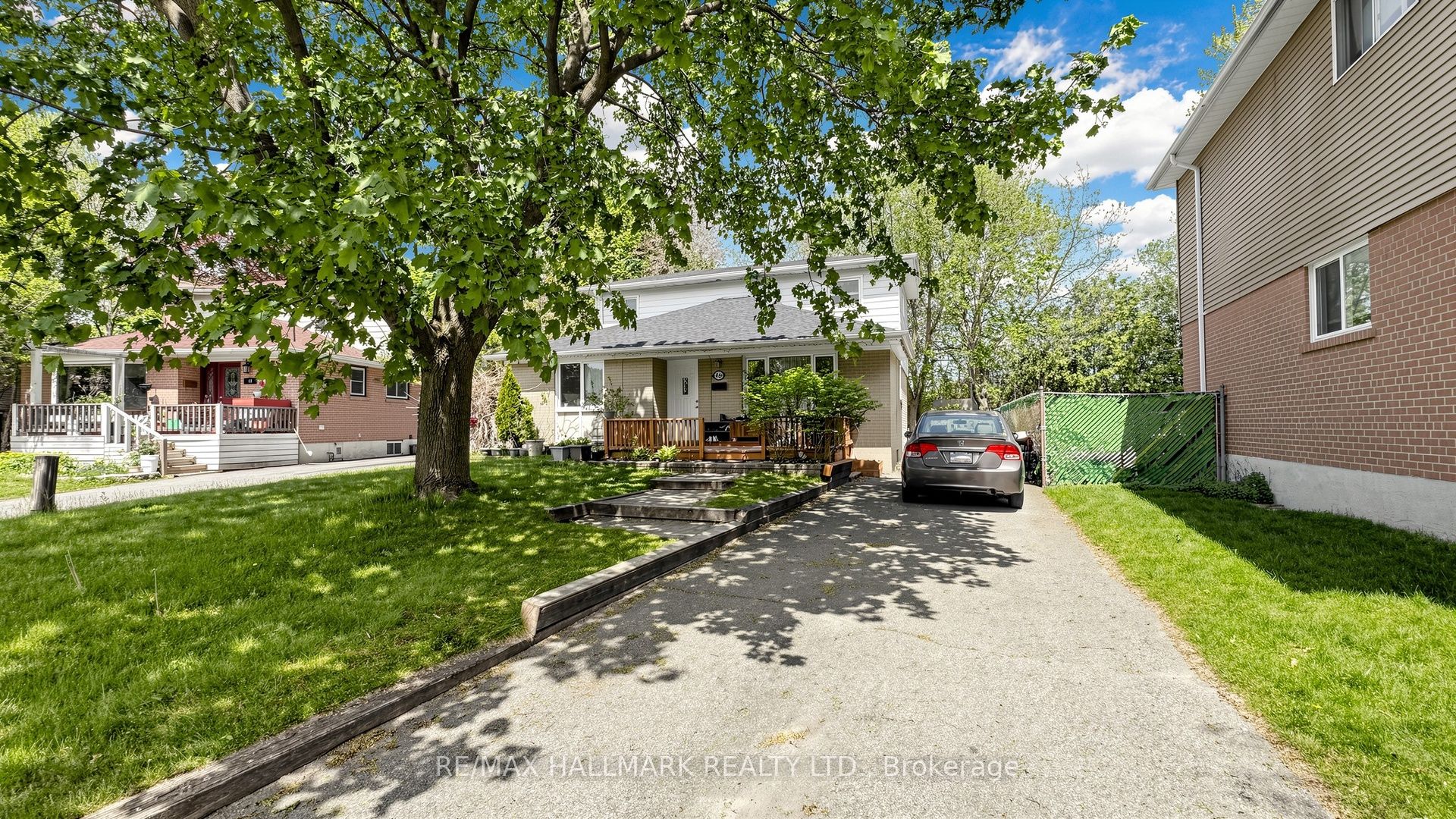 46 Collins Crescent Property Photo 3
