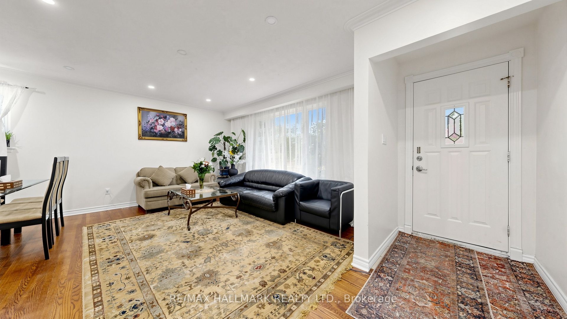 46 Collins Crescent Property Photo 5
