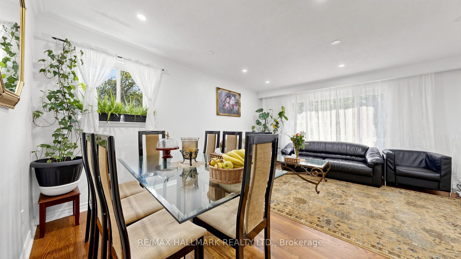 46 Collins Crescent Property Photo 7