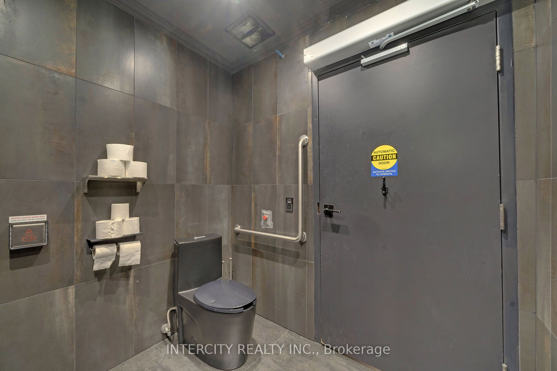 100 Regina Road 5 Property Photo 15