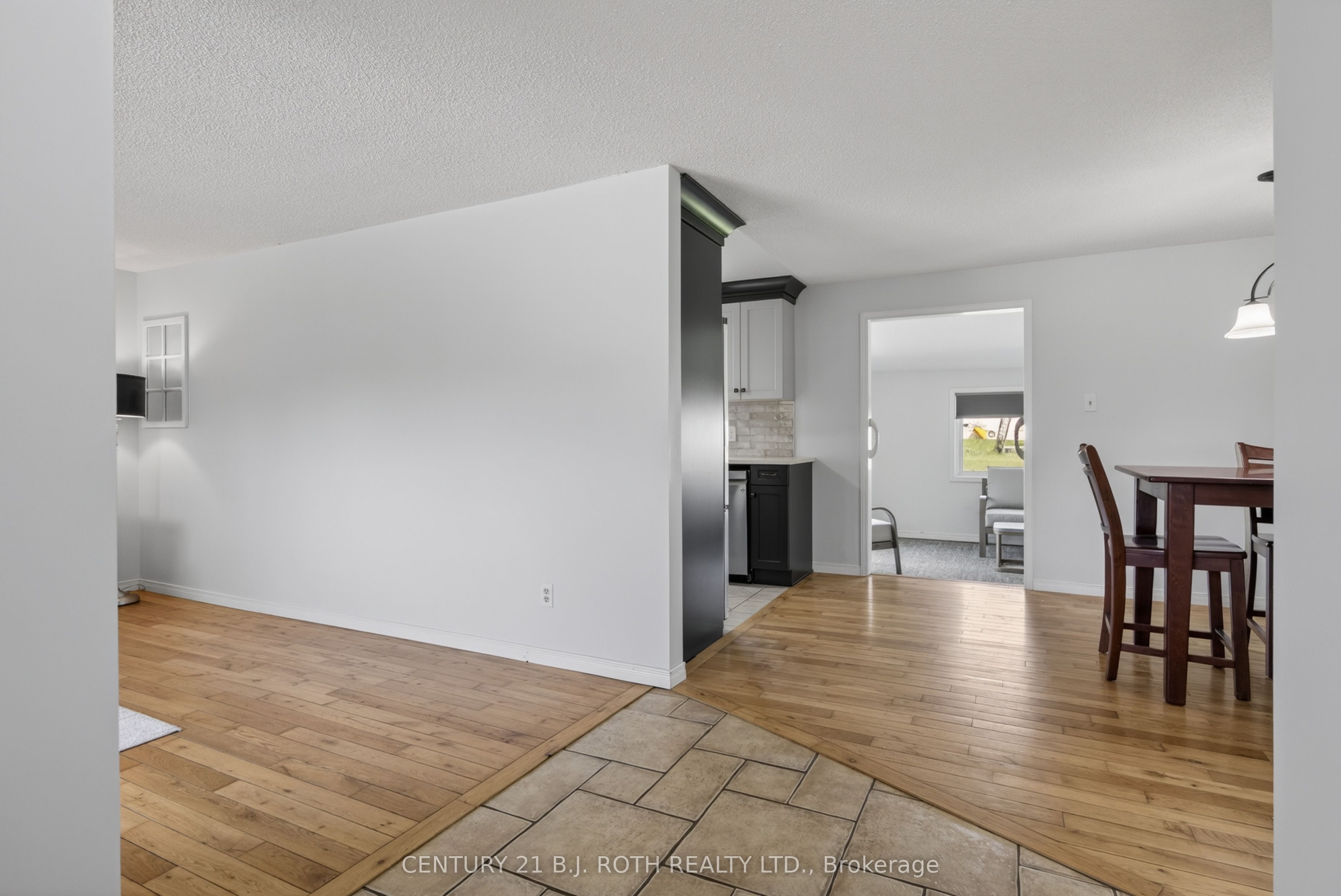 8 Belle Isle Arm Property Photo 15
